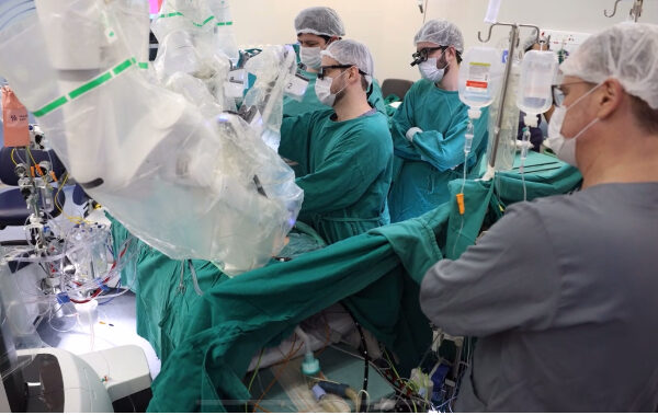 Primeira Cirurgia Cardíaca Robótica de SC é realizada em Joinville
